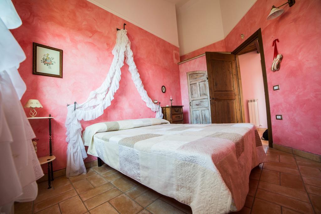 La Rupe Del Falco Monteciccardo Luaran gambar